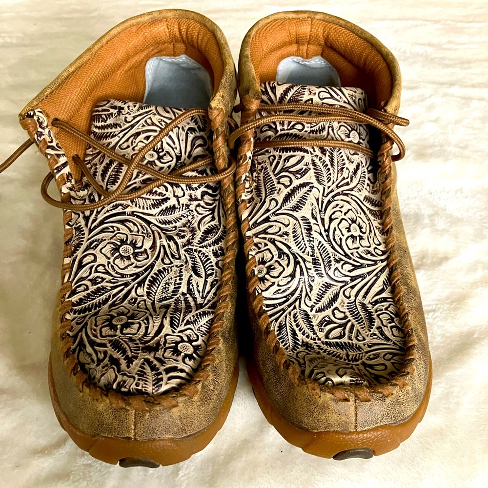 Twisted X Brown and Floral Tooled Women’s Driving Moccasin